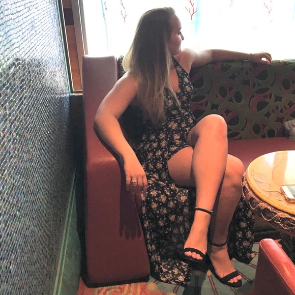 Romper/ dress - Picture 2 of 4